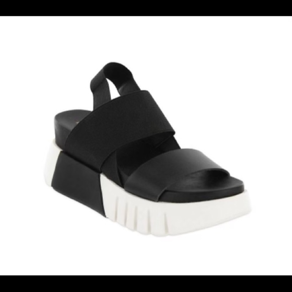 NWT Mia Zofia Women’s Sandals